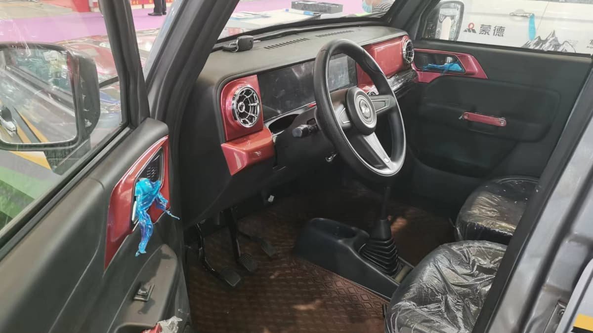 Chinese car-maker builds mini Toyota Tundra knock-off-0