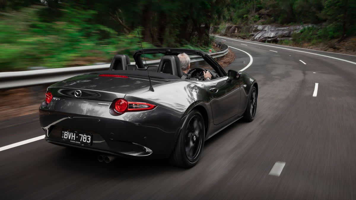 2022 Mazda MX-5: Orders halted in Japan ahead of possible update-1