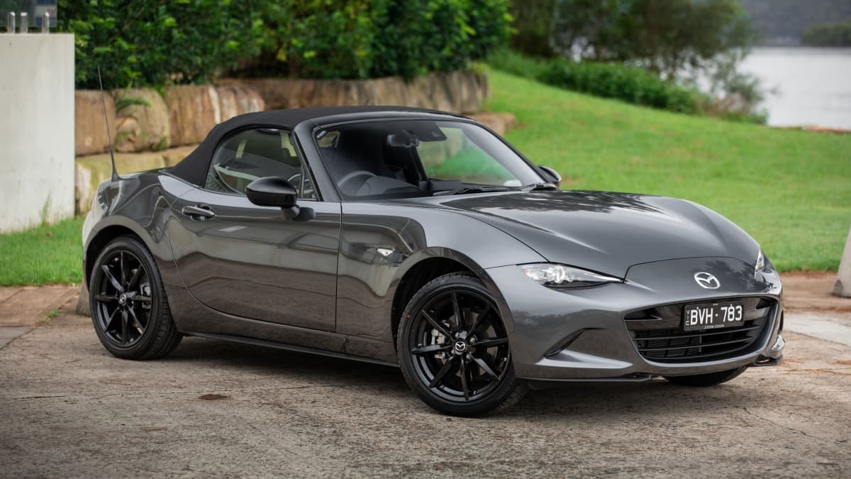 2022 Mazda MX-5: Orders halted in Japan ahead of possible update-0
