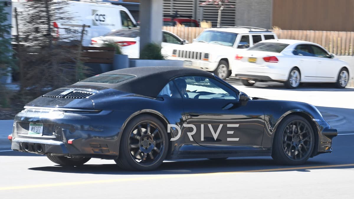 Next Porsche 911 joins the digital dash age with new instrument layout-1