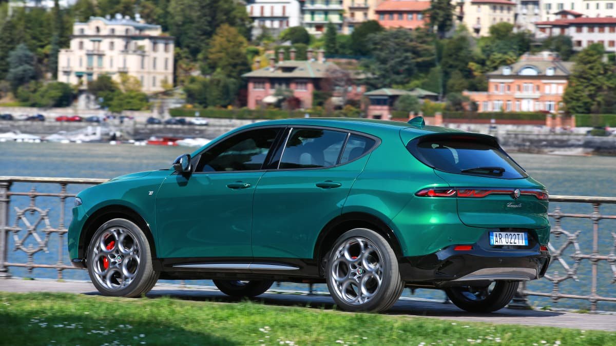 2023 Alfa Romeo Tonale price and specs-0