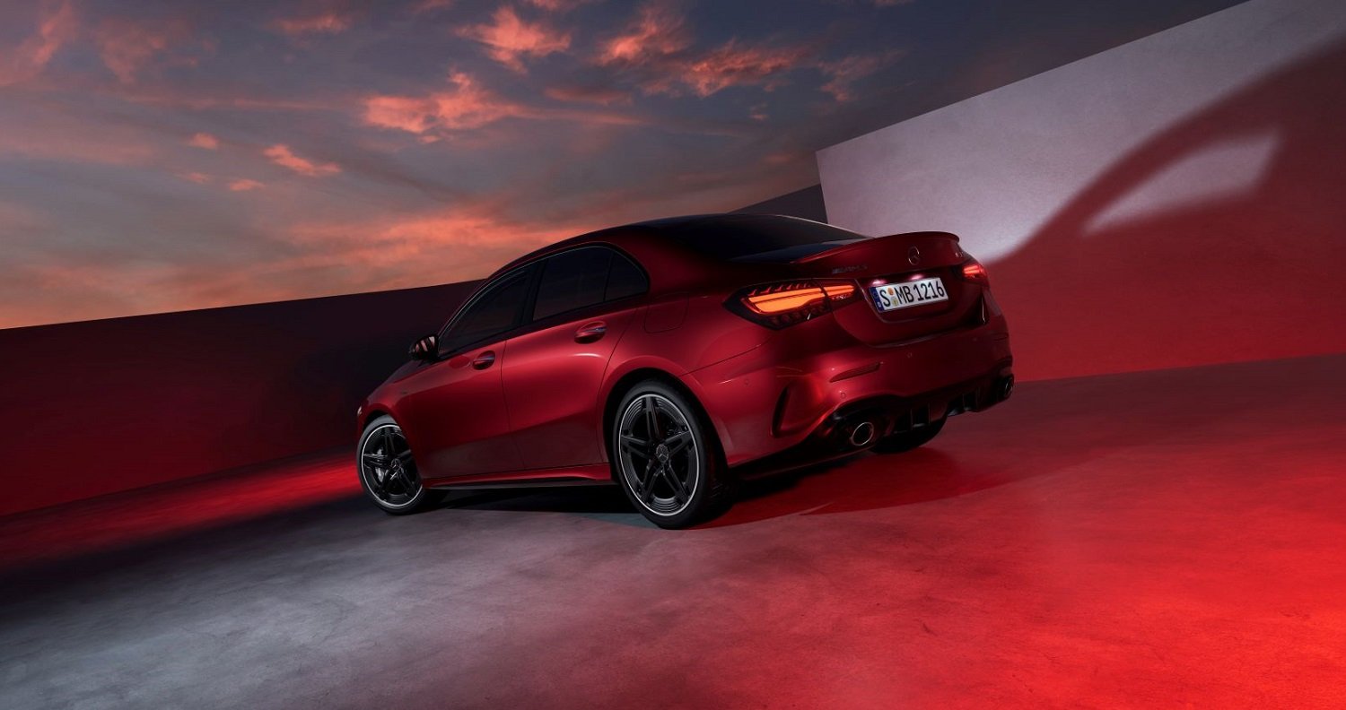 facelift Mercedes-Benz A-Class revealed