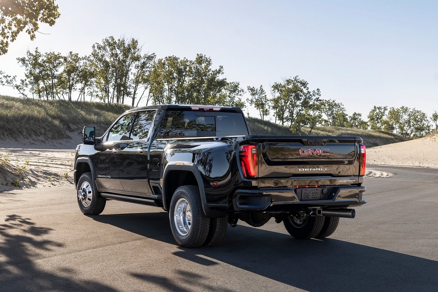 Updated GMC Sierra HD revealed