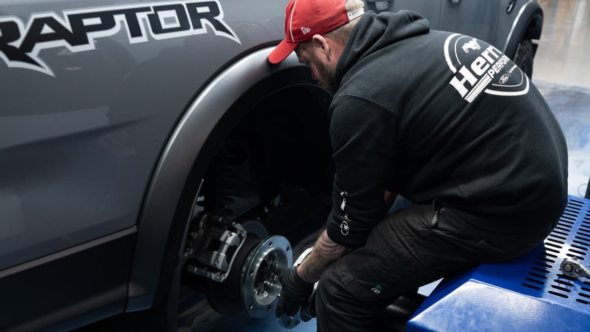 Ford Ranger Raptor twin-turbo V6 power test-0