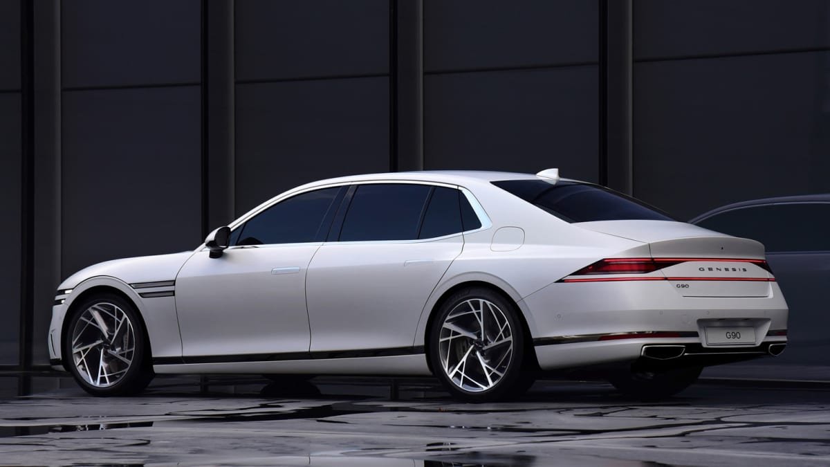 2023 Genesis G90 to launch in South Korea with advanced driver assistance system-0