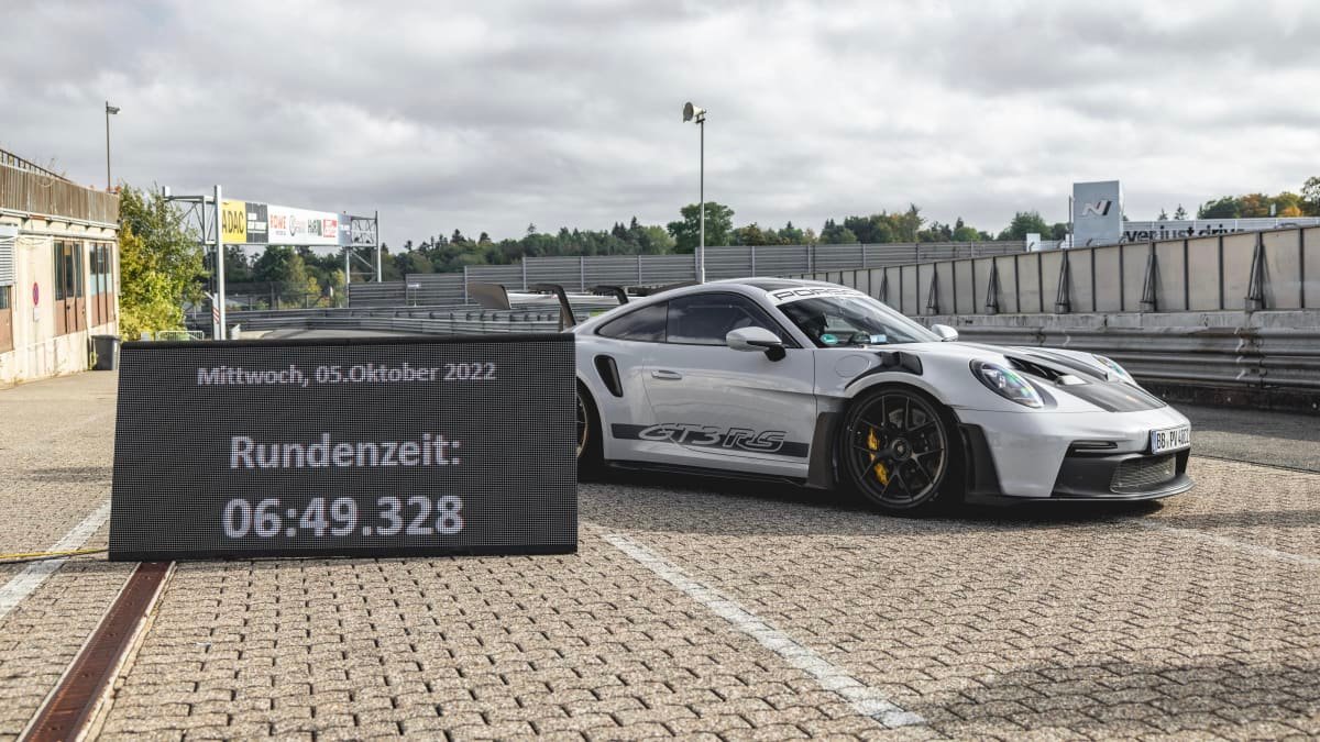 Video: 2023 Porsche 911 GT3 RS laps the Nurburgring in less than seven minutes-1