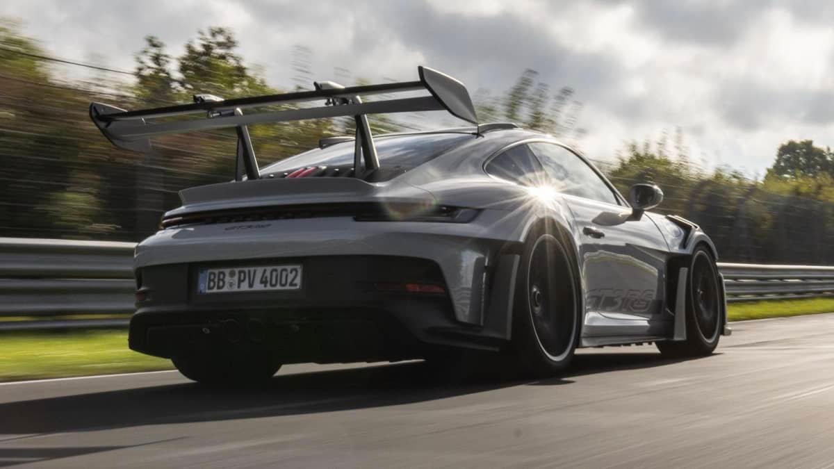 Video: 2023 Porsche 911 GT3 RS laps the Nurburgring in less than seven minutes-1
