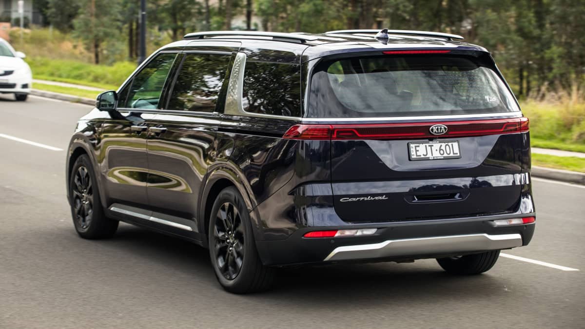 Kia Carnival Hybrid on the way, Australian division keen-0