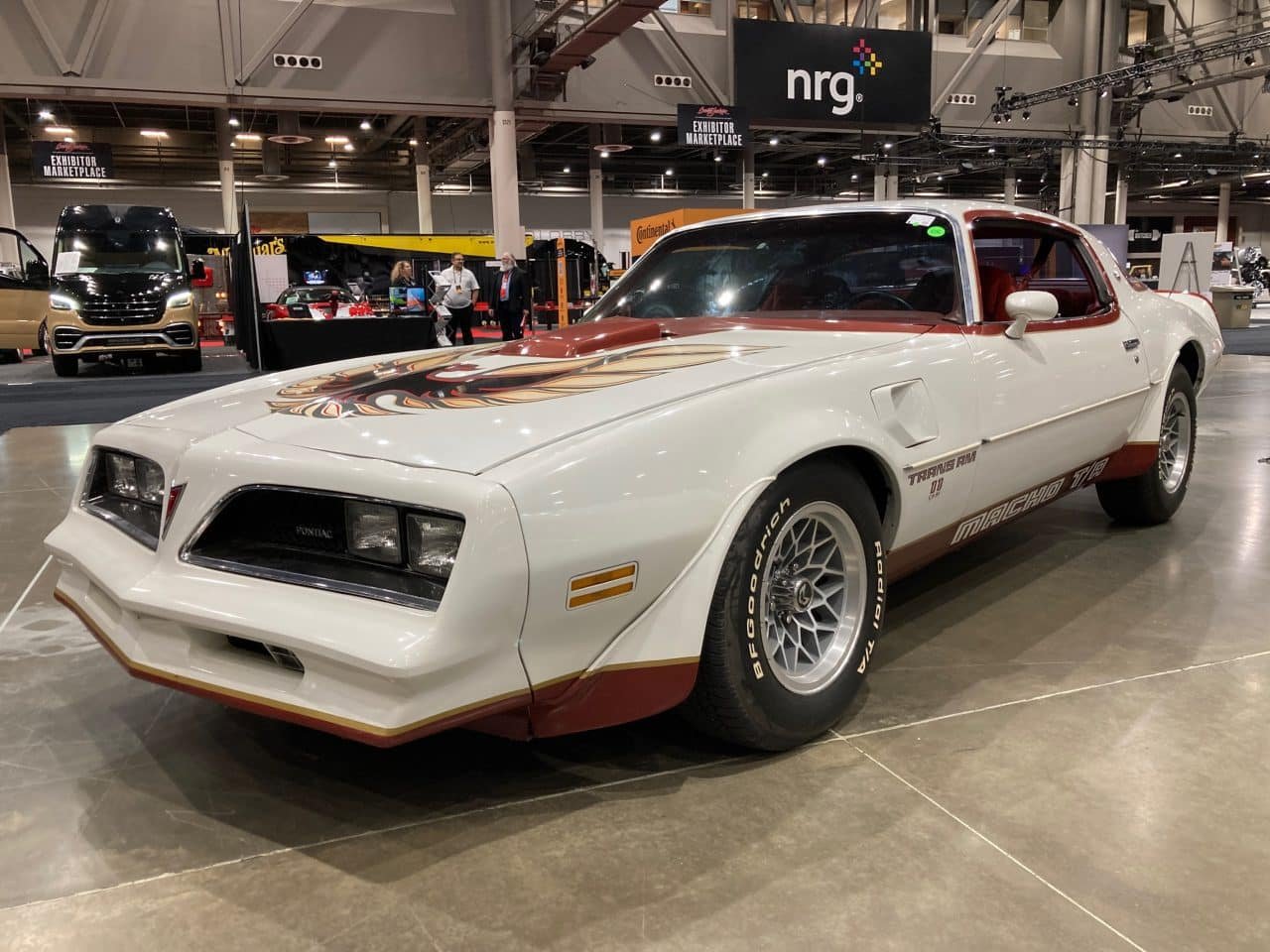 barrett-jackson, Barrett-Jackson Houston 2022 Field Guide, ClassicCars.com Journal