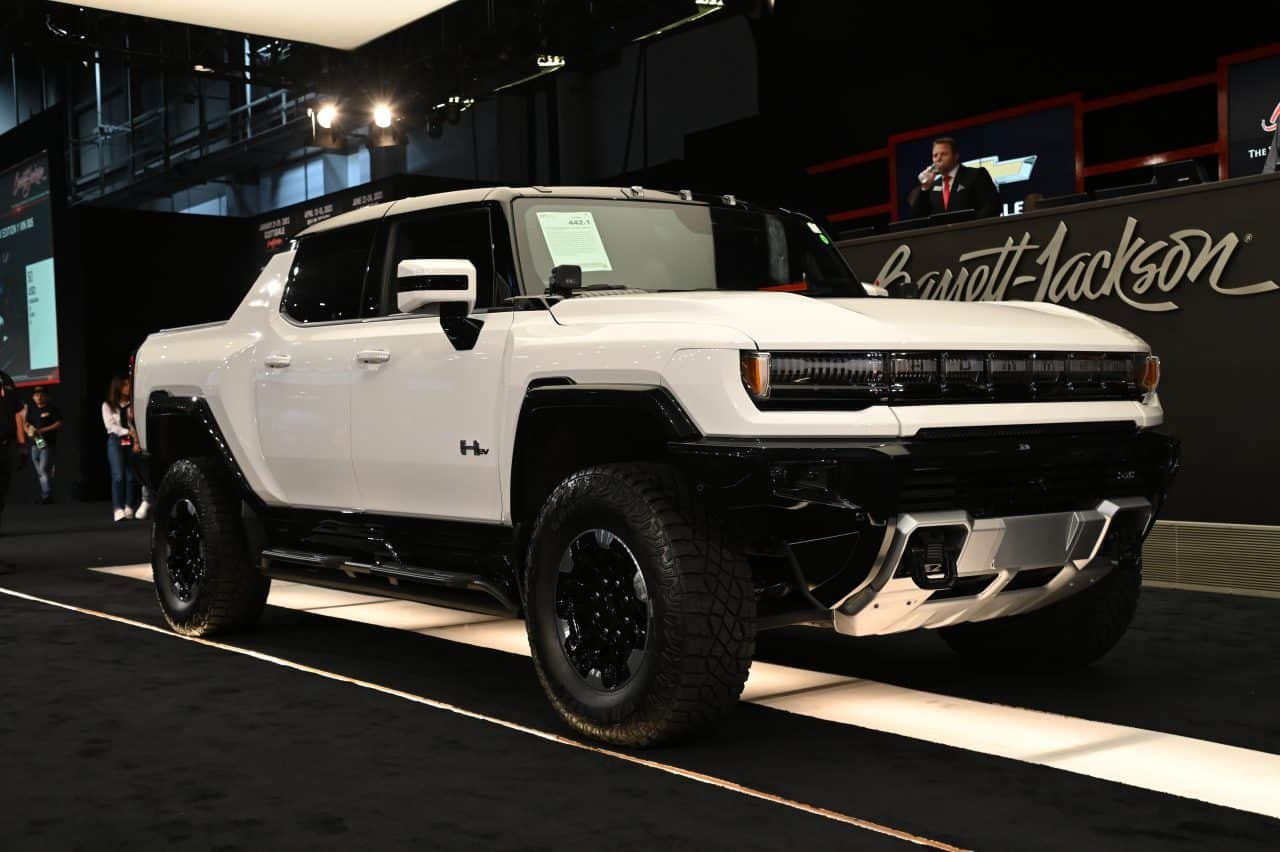 Barrett-Jackson, Barrett-Jackson’s 2022 Houston Auction Surpasses $31.4 Million in Total Sales, Completing Company’s Most Successful Year in its 50-Year History, ClassicCars.com Journal