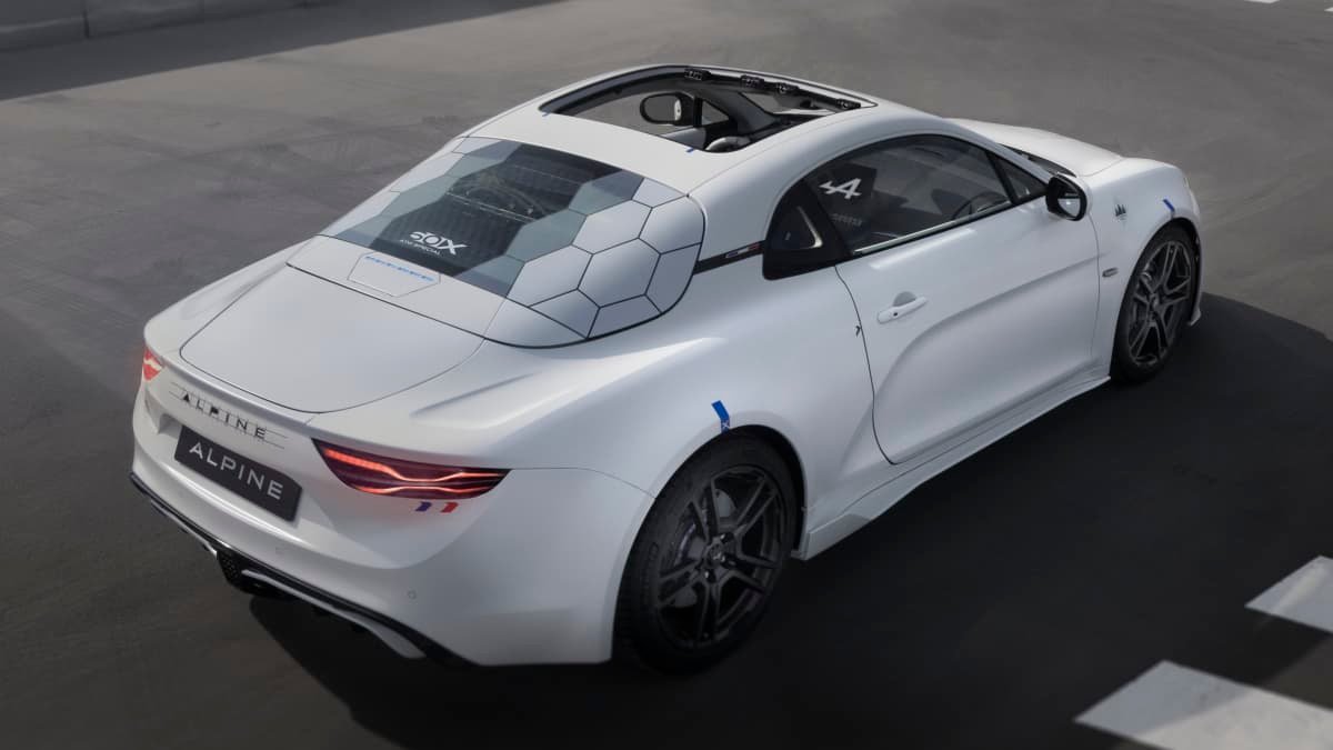 Renault’s Alpine performance brand plans largest electric cars yet, global expansion