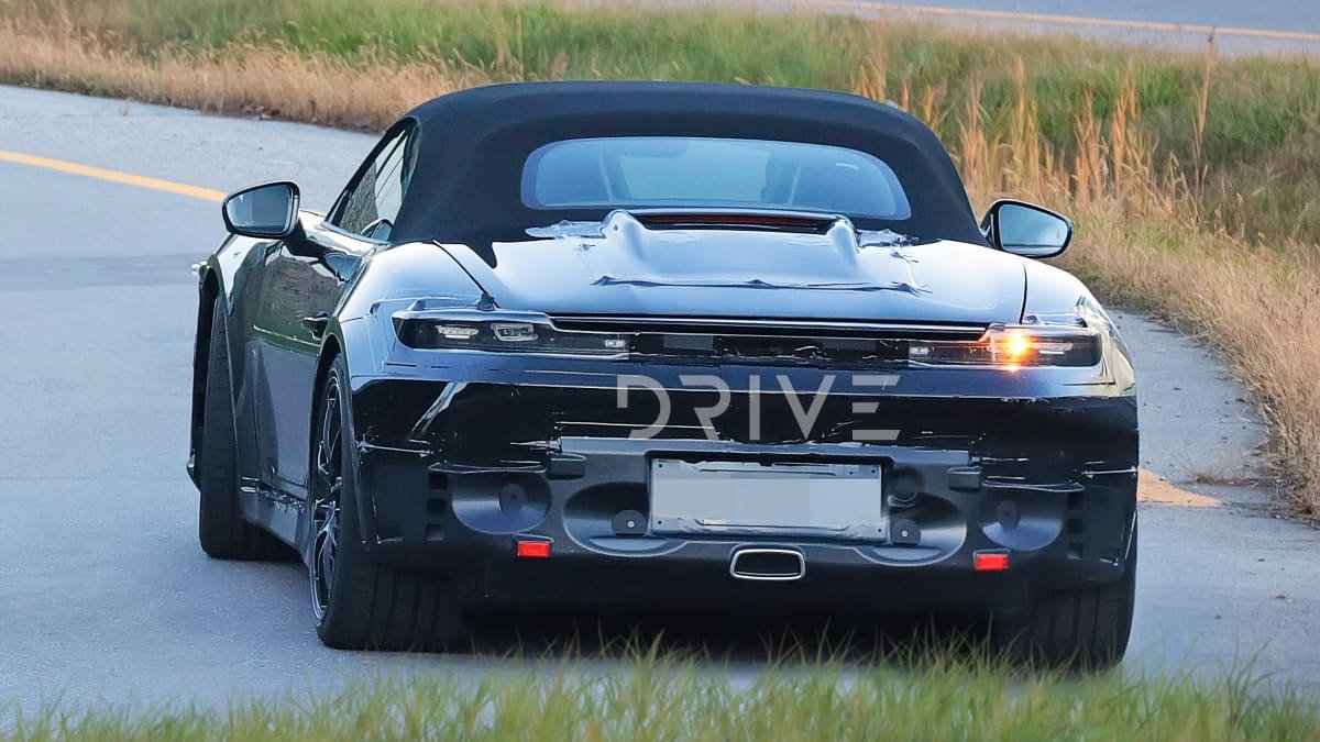 First look at the electric 2025 Porsche 718 Boxster