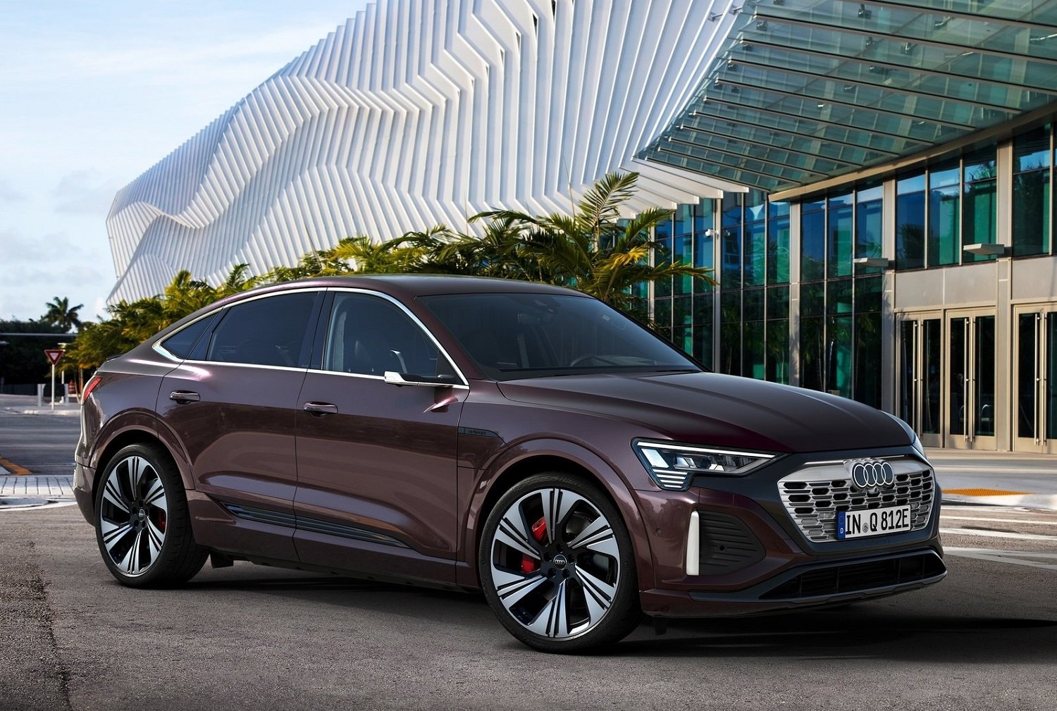 New Audi Q8 e-tron Sportback revealed