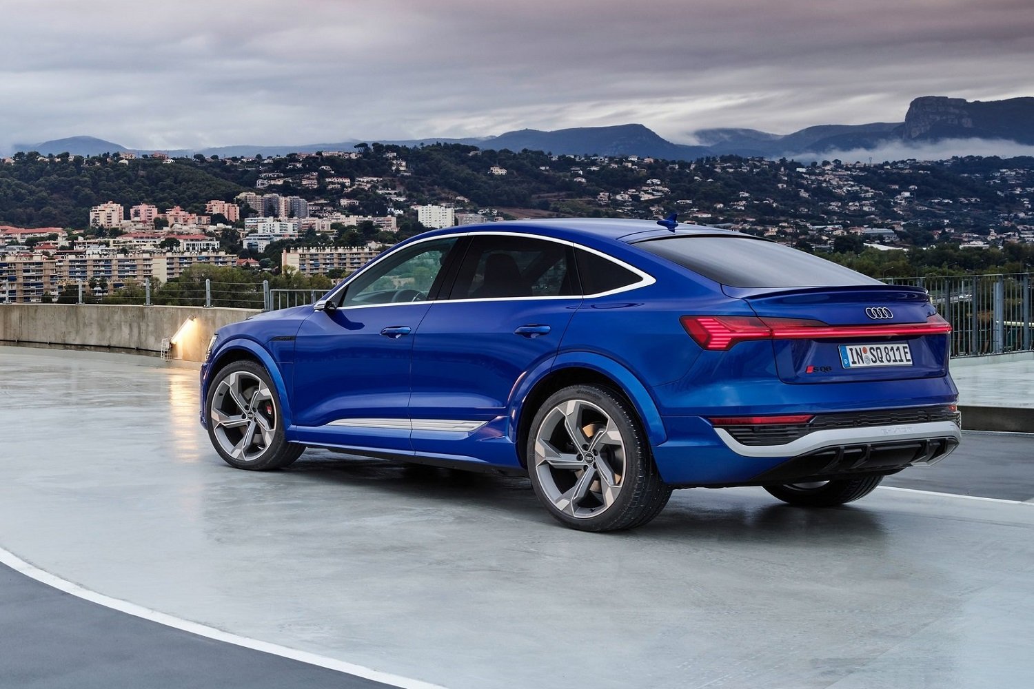 New Audi SQ8 e-tron Sportback revealed