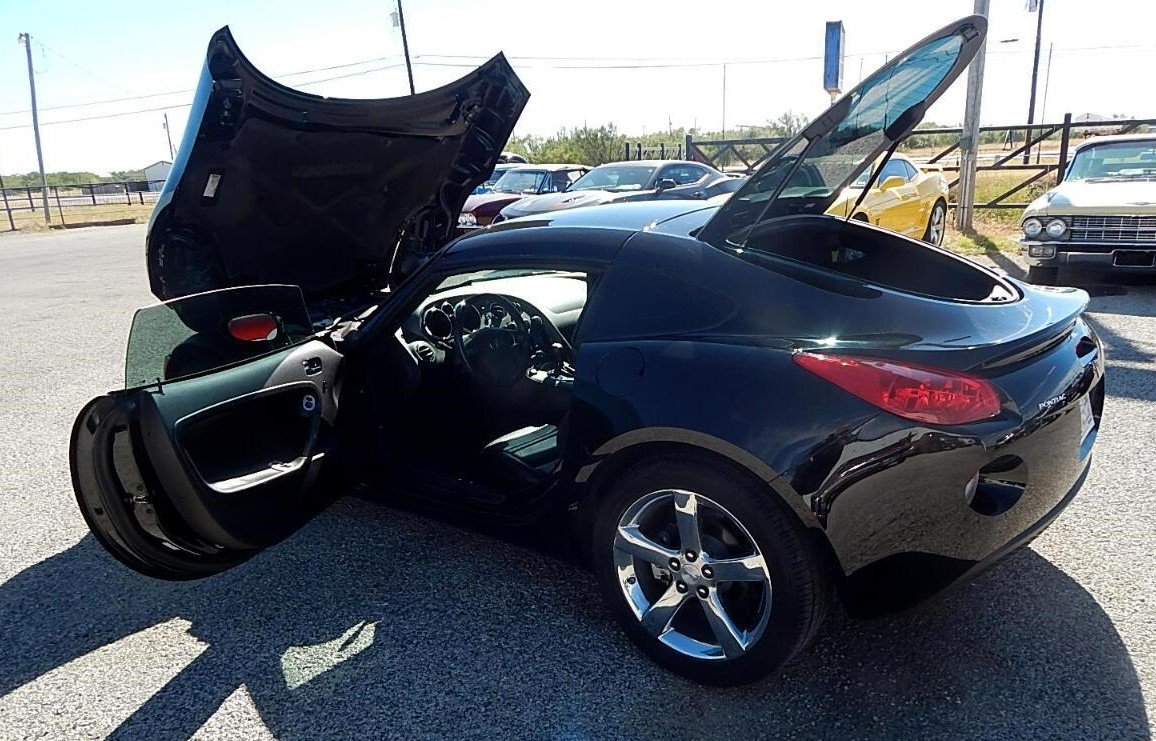 pontiac solstice coupe, Pick of the Day: 2009 Pontiac Solstice Coupe, ClassicCars.com Journal