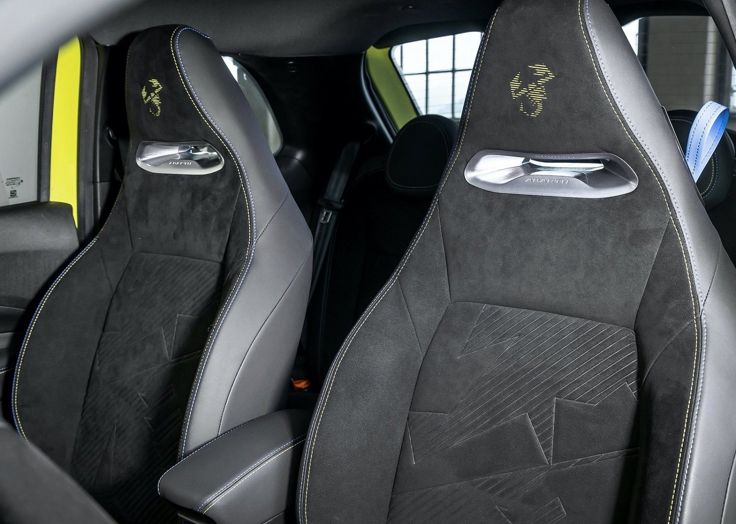 All-electric new Abarth 500e revealed