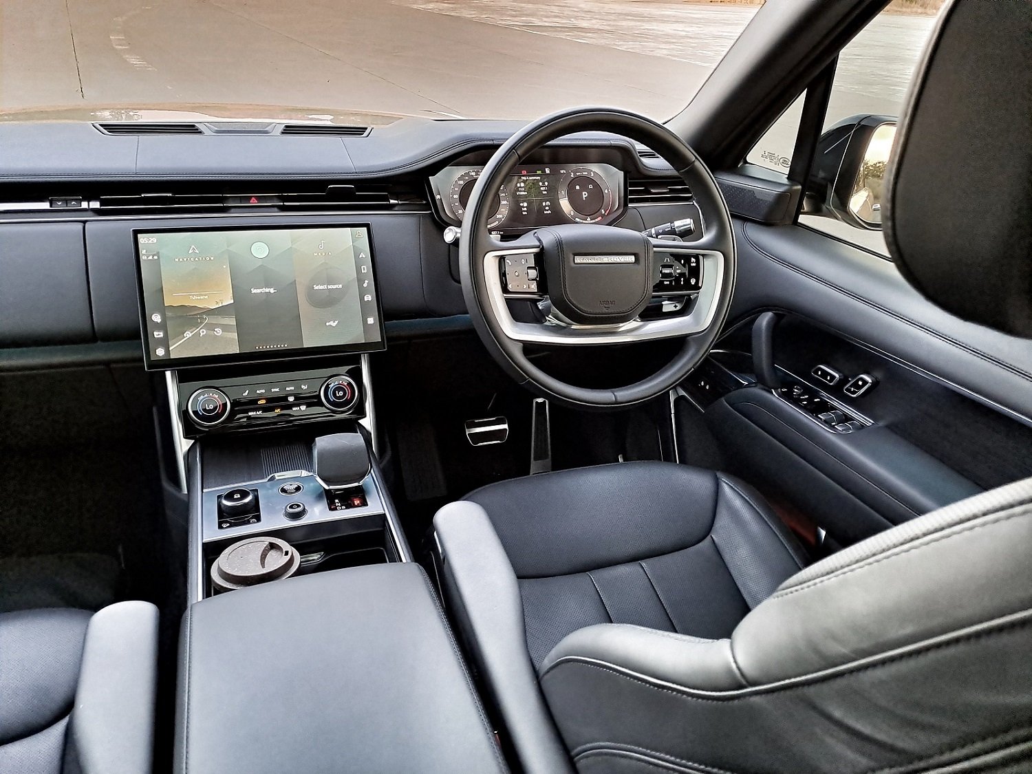 Land Rover Range Rover D350 First Edition