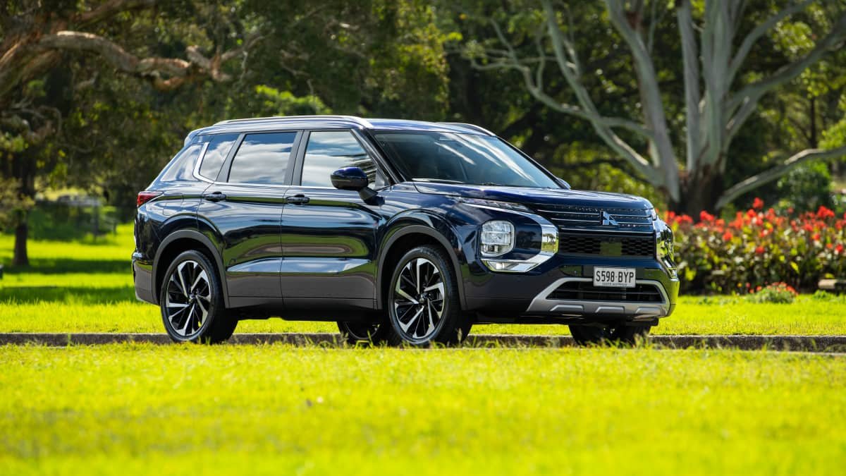 2023 Mitsubishi Outlander price and specs: Price rises up to $1000