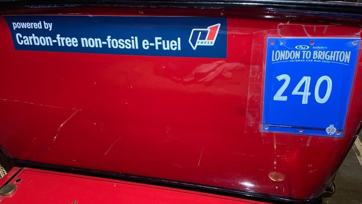 Biofuel passes historic test in Britain