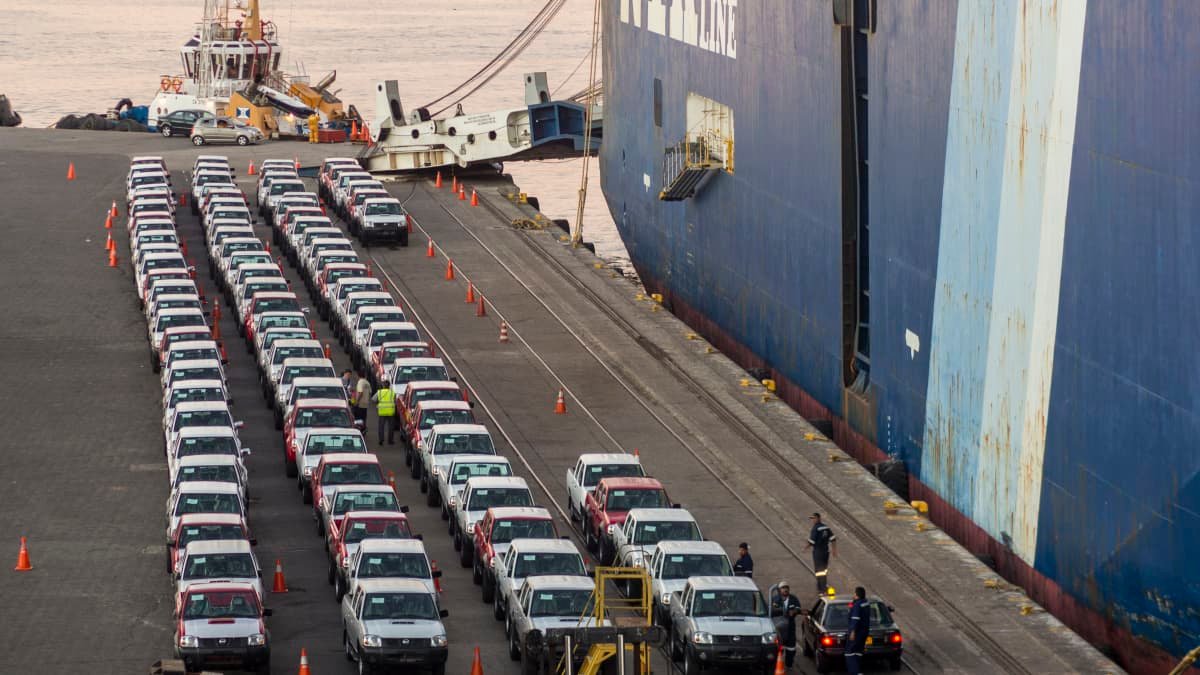 More new-car delivery delays with fresh quarantine hazard