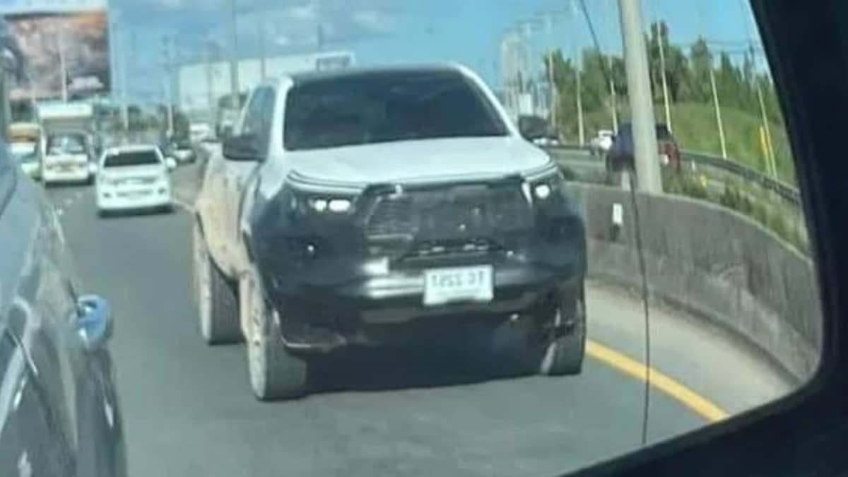 2023 Toyota HiLux GR Sport caught on camera