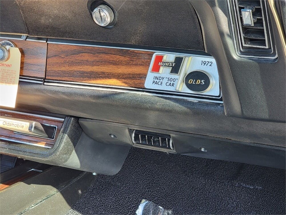 1972 Oldsmobile Cutlass Supreme Hurst/Olds Indianapolis 500 pace car edition convertible