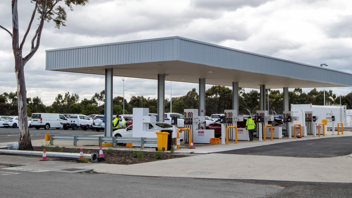 Toyota Australia invests $100 million to trim new-car delivery times