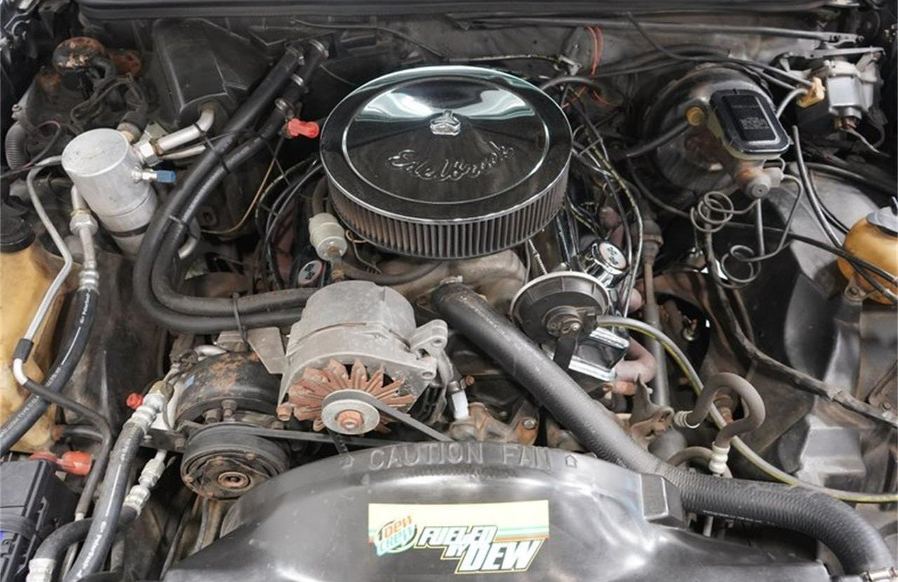 350ci V8 engine