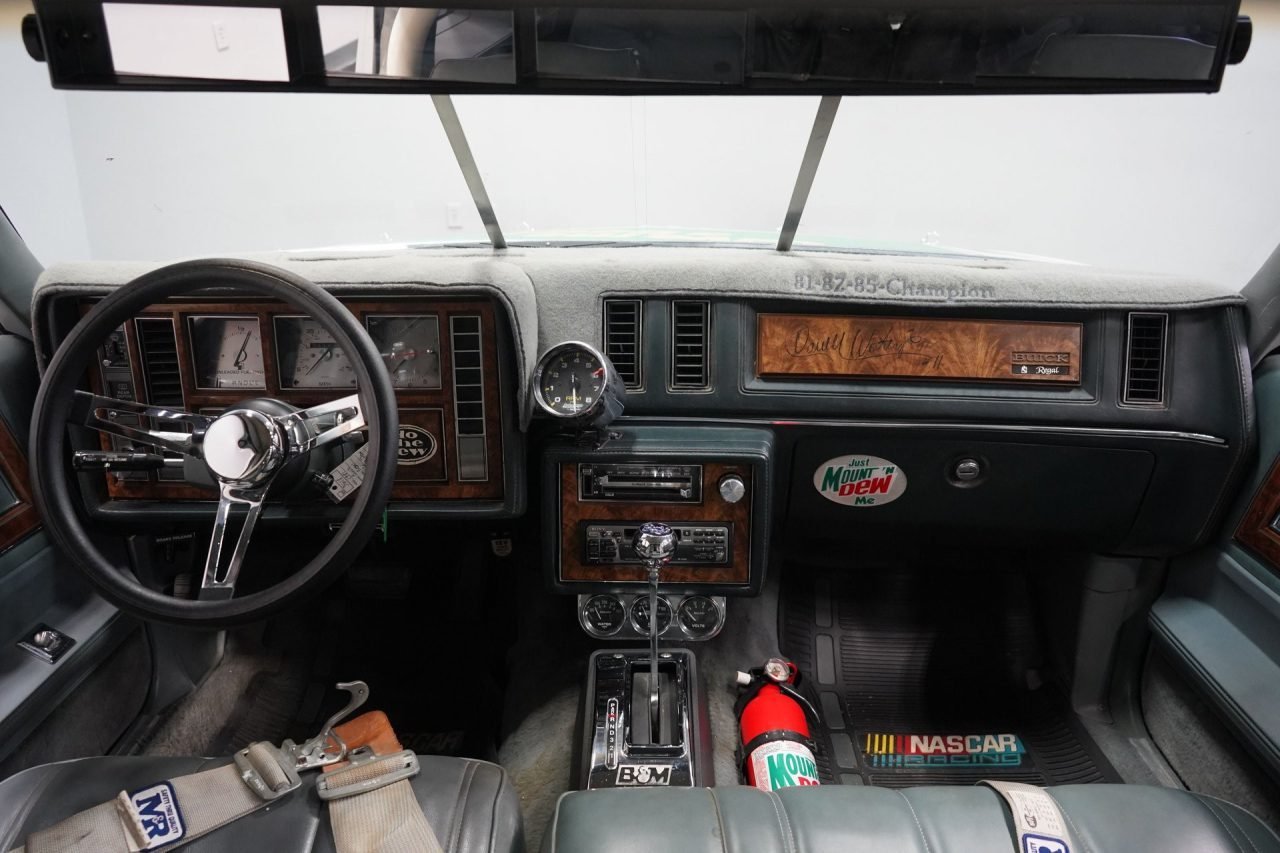 1981 Buick Regal street-legal NASCAR tribute