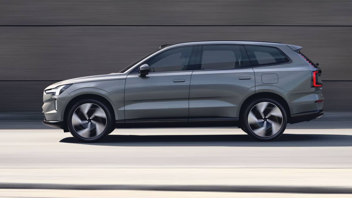 Volvo developing an electric people mover – report