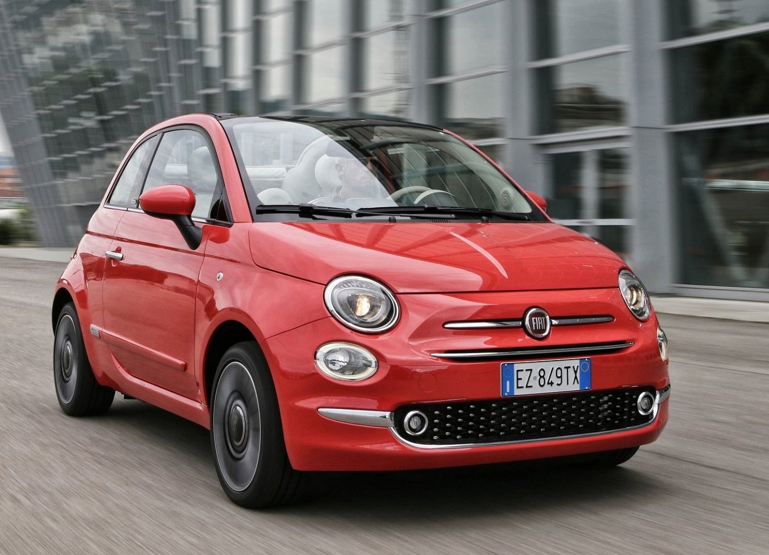 Fiat 500 front