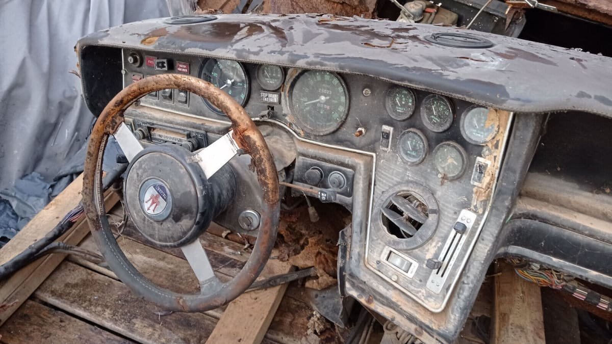 Rare Italian sports car listed online for a bargain price – with a major catch