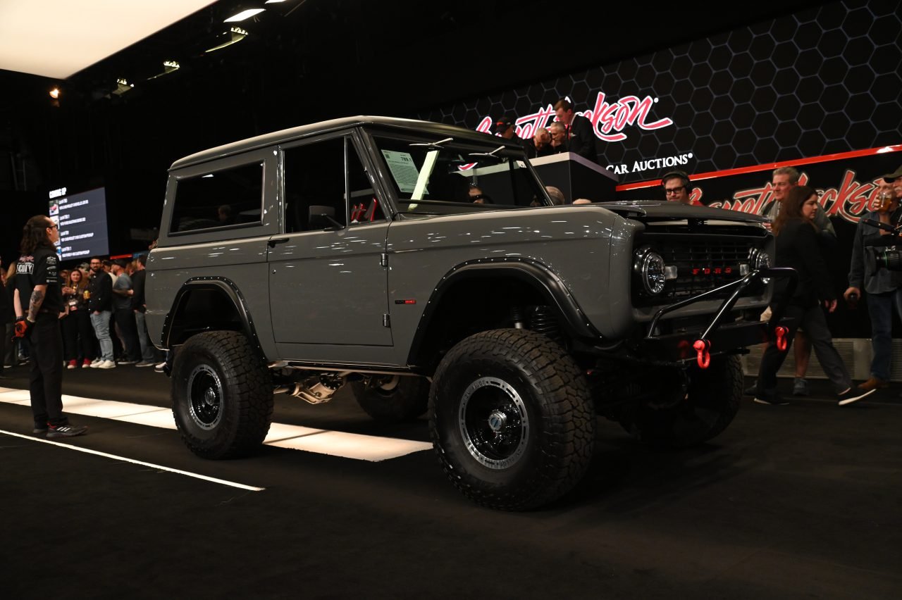 1968 FORD BRONCO CUSTOM SUV