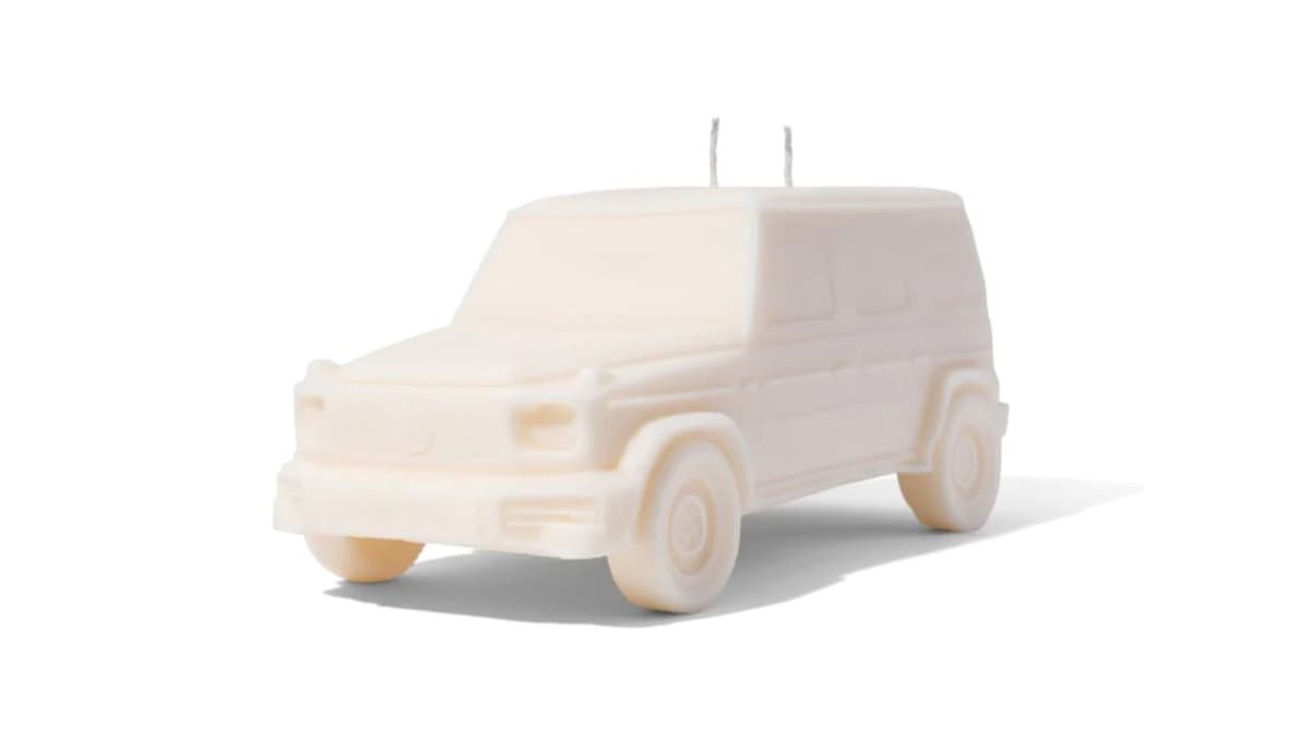 Add some romance to your life by setting fire to your car