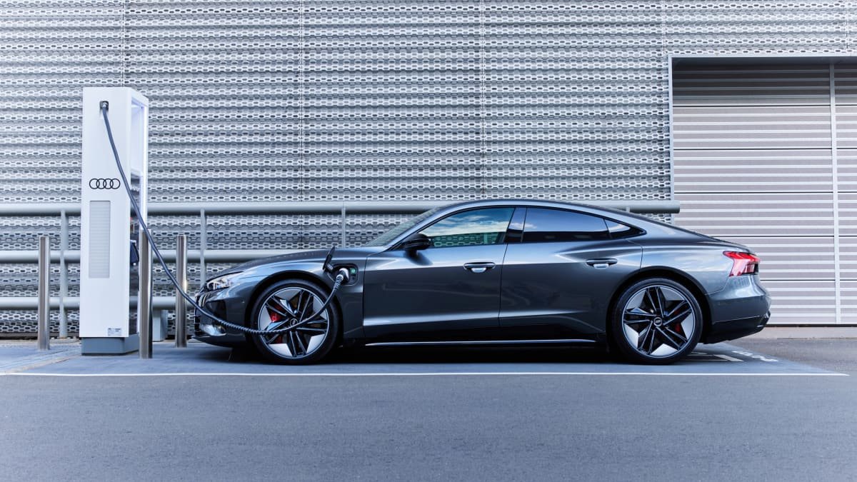 Electric cars and SUVs now outsell manuals in Australia