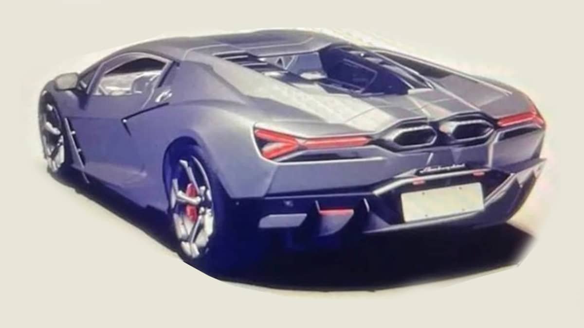 2023 Lamborghini Aventador V12 hybrid successor images leaked again