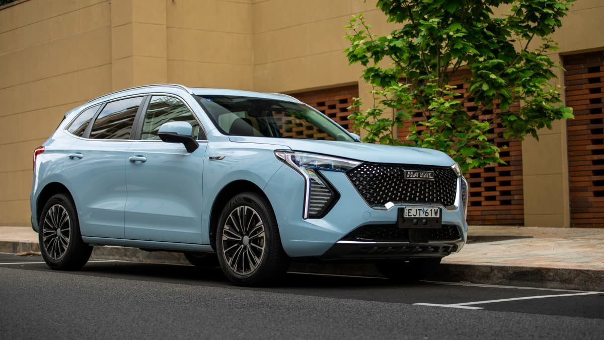2023 Haval H6 Hybrid v 2023 Haval Jolion Hybrid