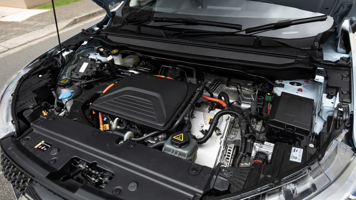2023 Haval H6 Hybrid v 2023 Haval Jolion Hybrid