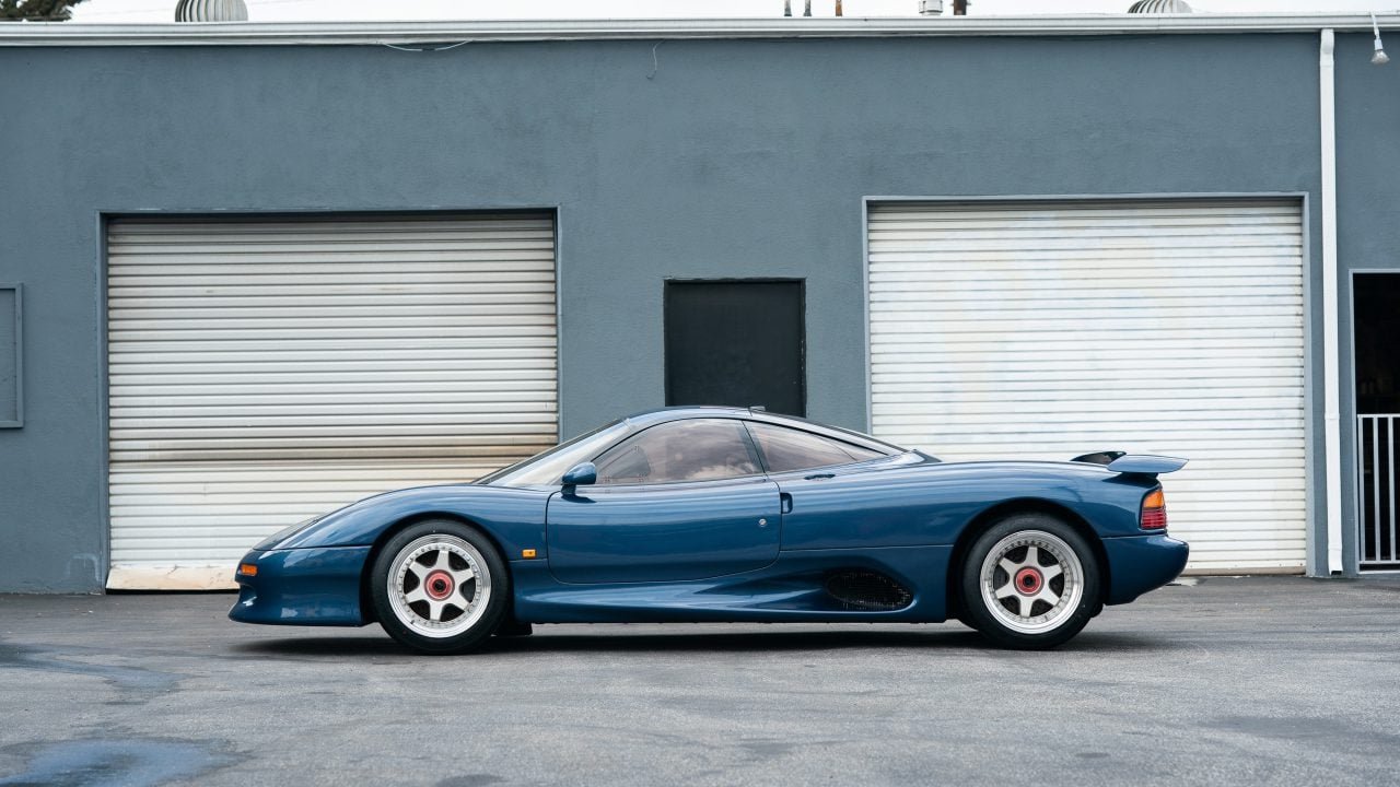 1991 Jaguar XJR-15
