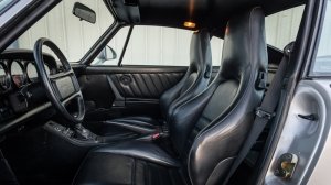 The interior of a 1987 Porsche 959 Komfort.