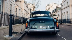 An all-electric 1961 Bentley S2 Continental restomod from Lunaz.