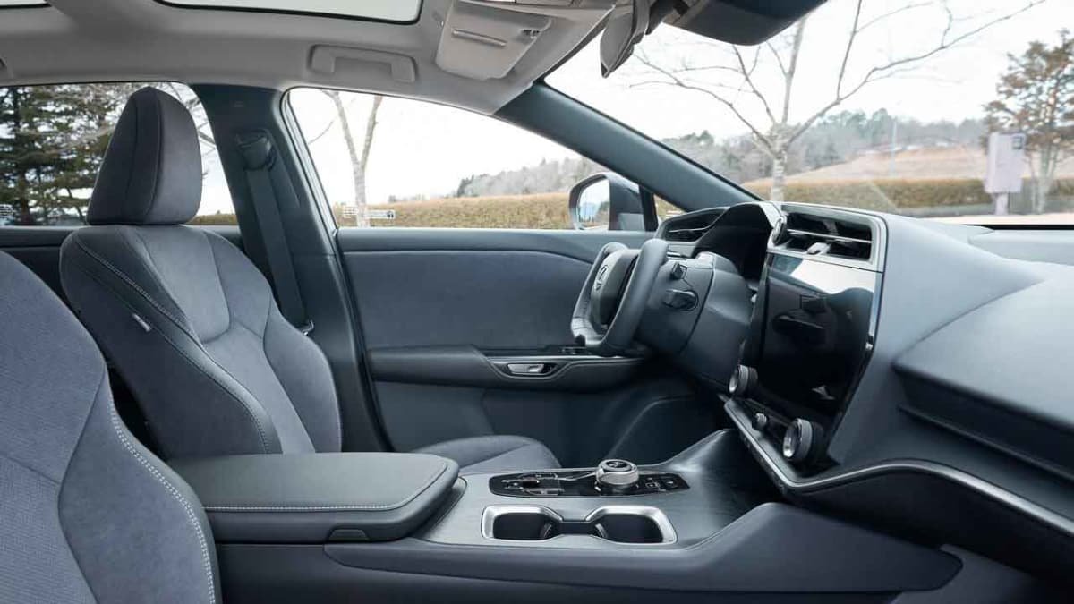 Aircraft-style steering ‘yoke’ delayed on 2023 Lexus RZ450e electric SUV – report