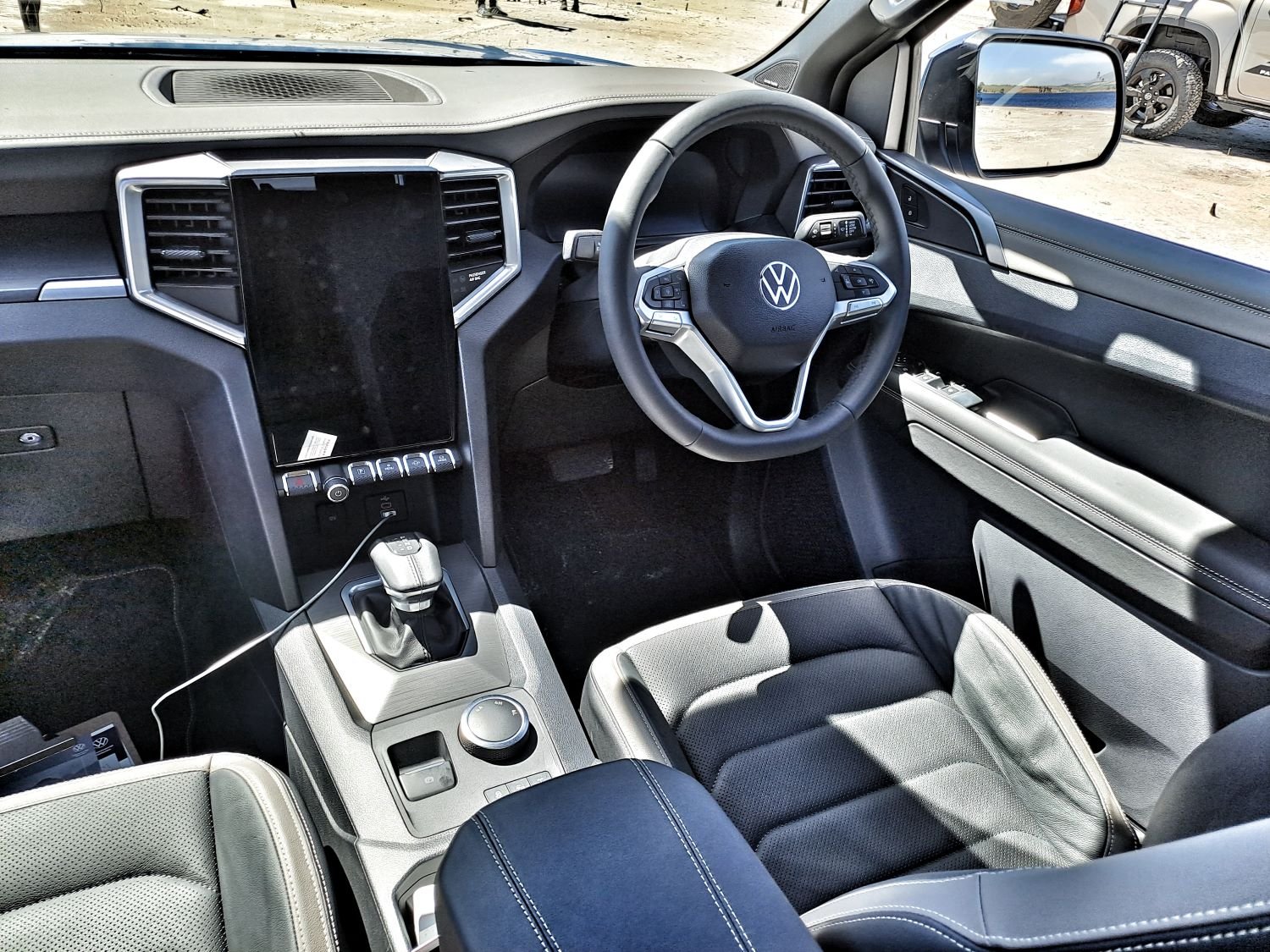 New VW Amarok Aventura