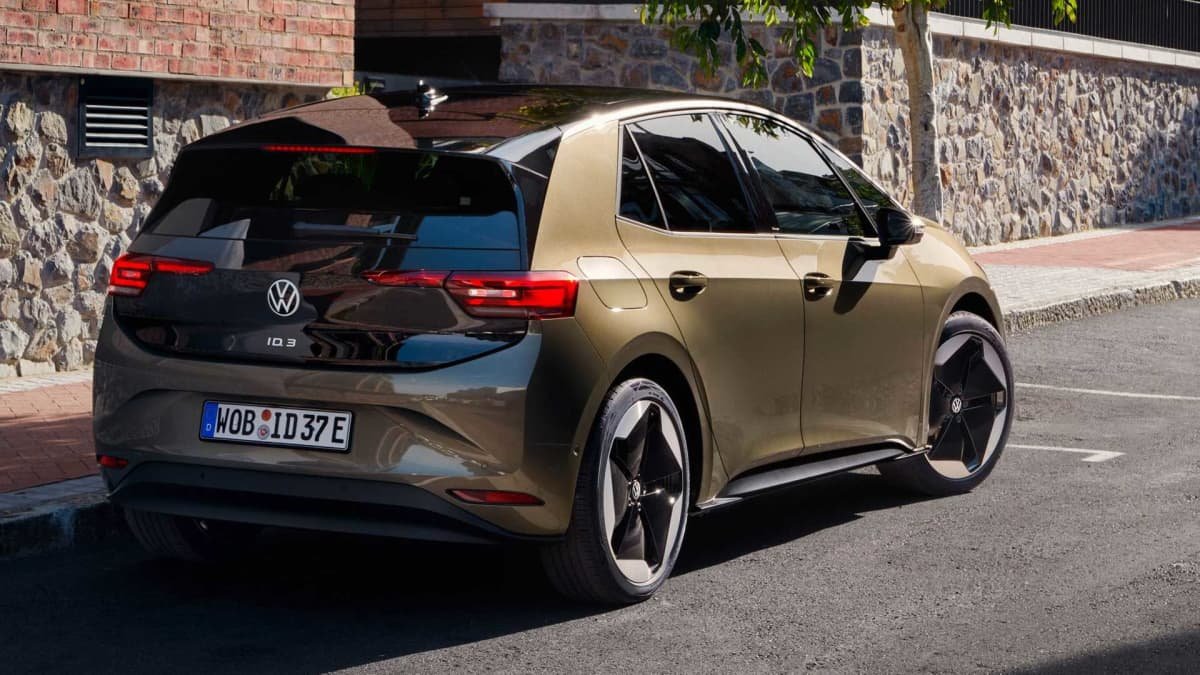 2024 Volkswagen ID.3 facelift unveiled, due in Australia next year