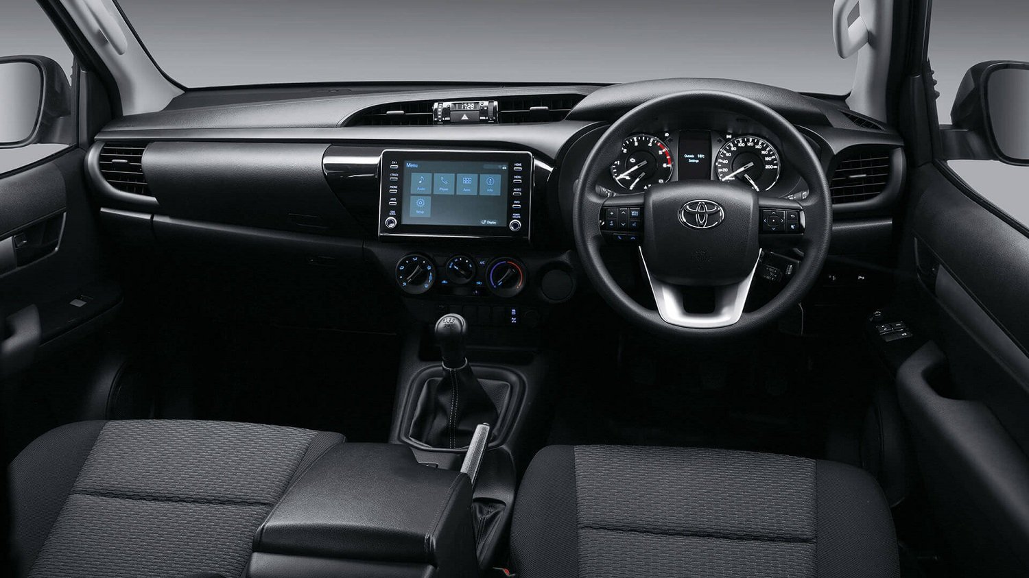 More spec added to Toyota Hilux Xtra Cab