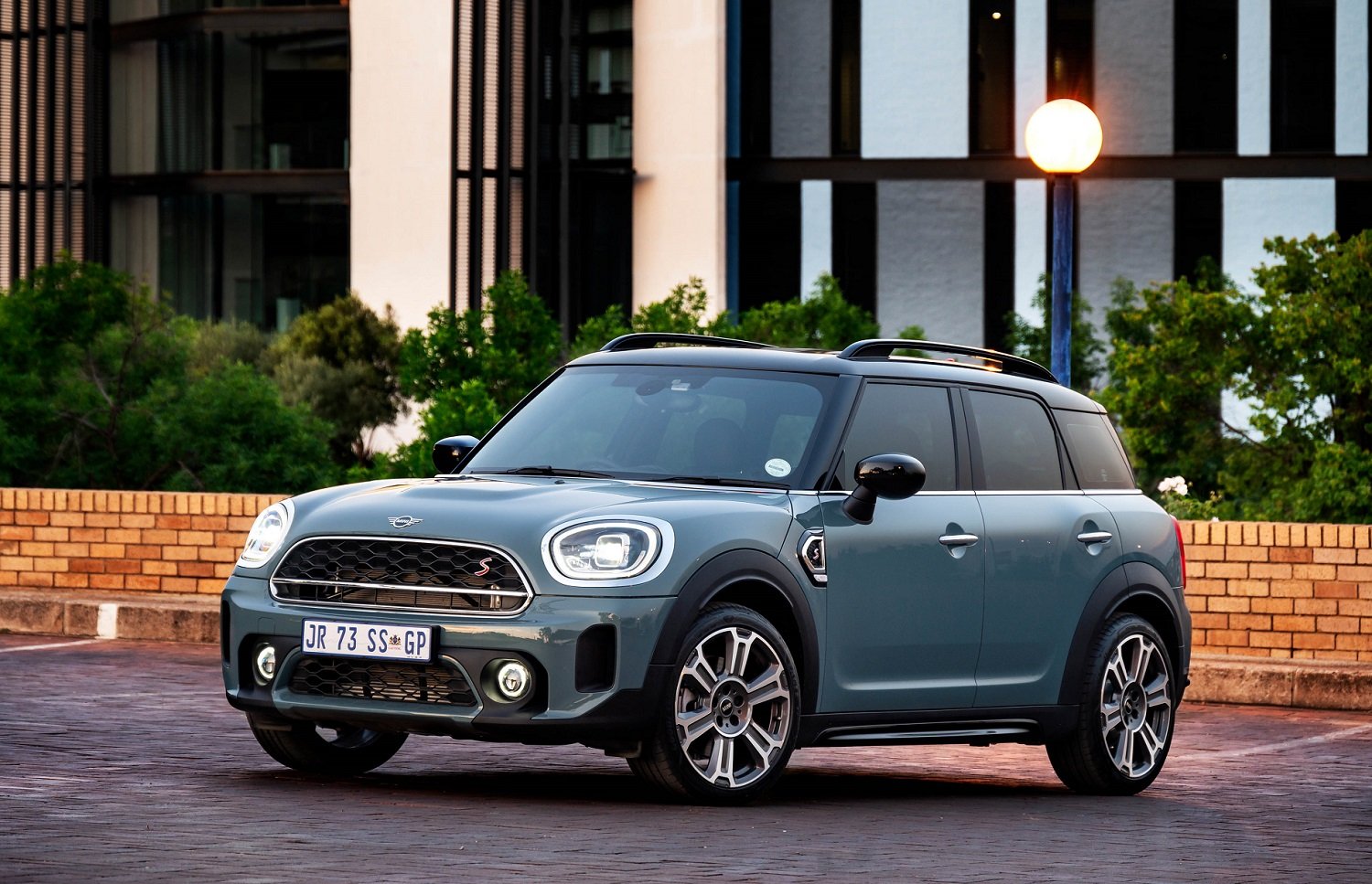 Mini starts teasing new Countryman