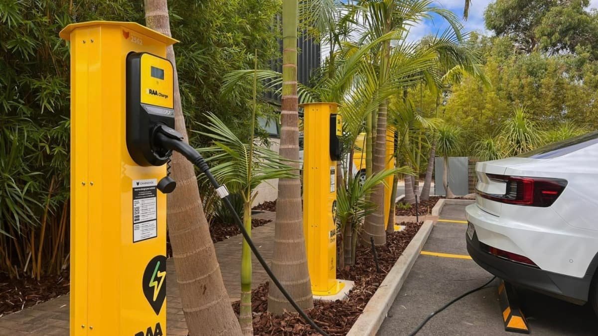 Tesla tells the world South Australia is “the future”