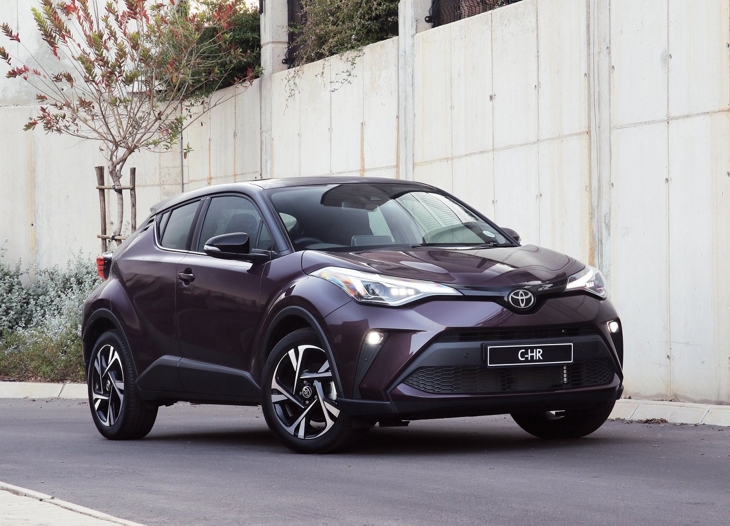 Next Toyota C-HR will become a hybrid only