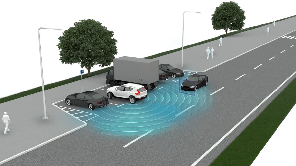Volvo XC40 and XC60 safety tech deleted amid semiconductor shortage