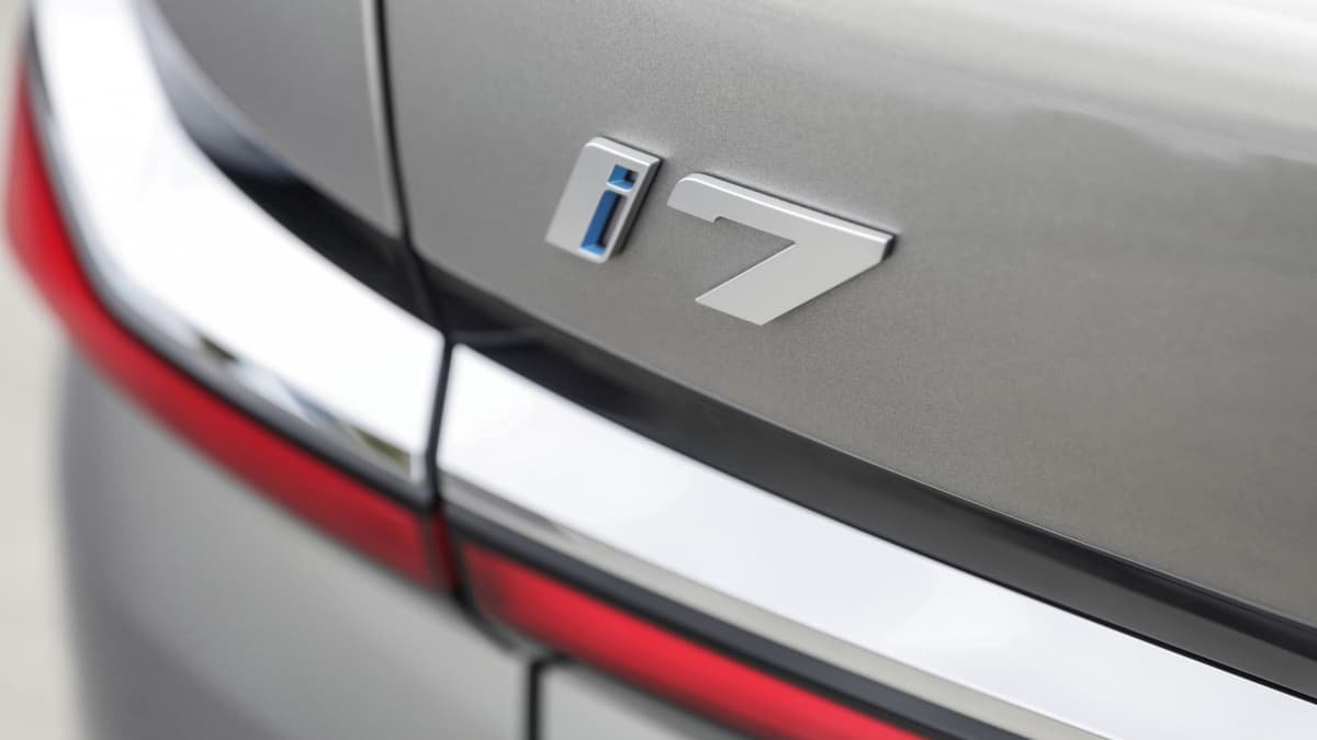 BMW trademarks model names with echoes of the past